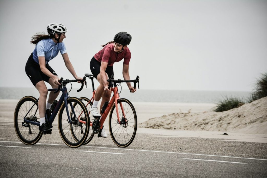 Cordyceps before cardio may boost oxygen uptake and endurance. We review VO2 max studies and what amateur athletes are reporting from the saddle.